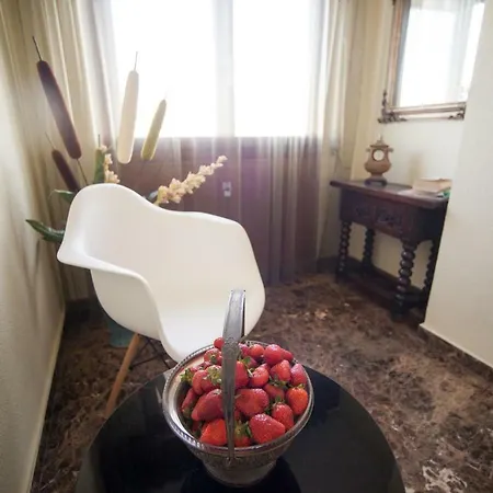On Bautista Lafora 2 Apartment