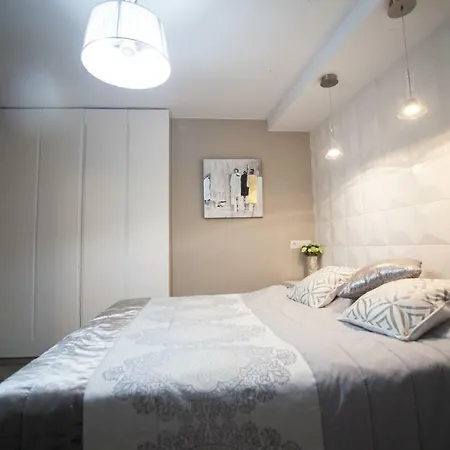 Apartment On Bautista Lafora 2 *